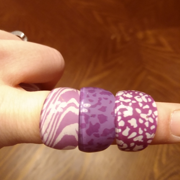 Purple Animal Print Acrylic Rings - Picture 2 of 2